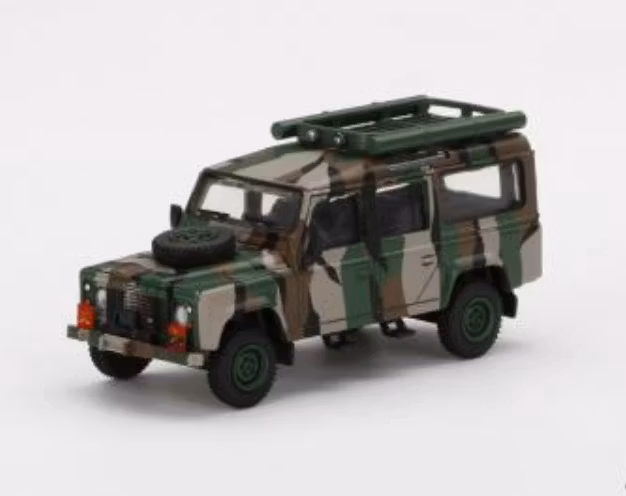 Skala 1/64 - Land Rover Defender 110 Malaysian Army, Harimau Belang - MINI GT