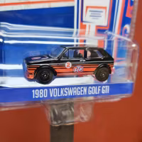 Skala 1/64 Volkswagen Golf GTI 80' STP - Running on Empty fr Greenlight
