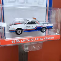 Skala 1/64 Chevrolet El Camino 85' "IROC-S" från Greenlight Exclusive