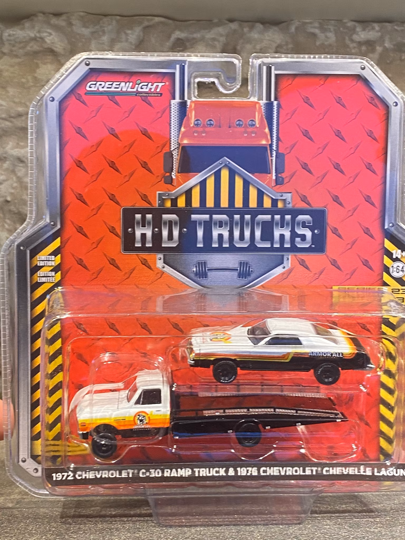 Skala 1/64 Chevrolet C-30 72' + Chevelle Laguna 76'"H.D. Trucks" fr Greenlight