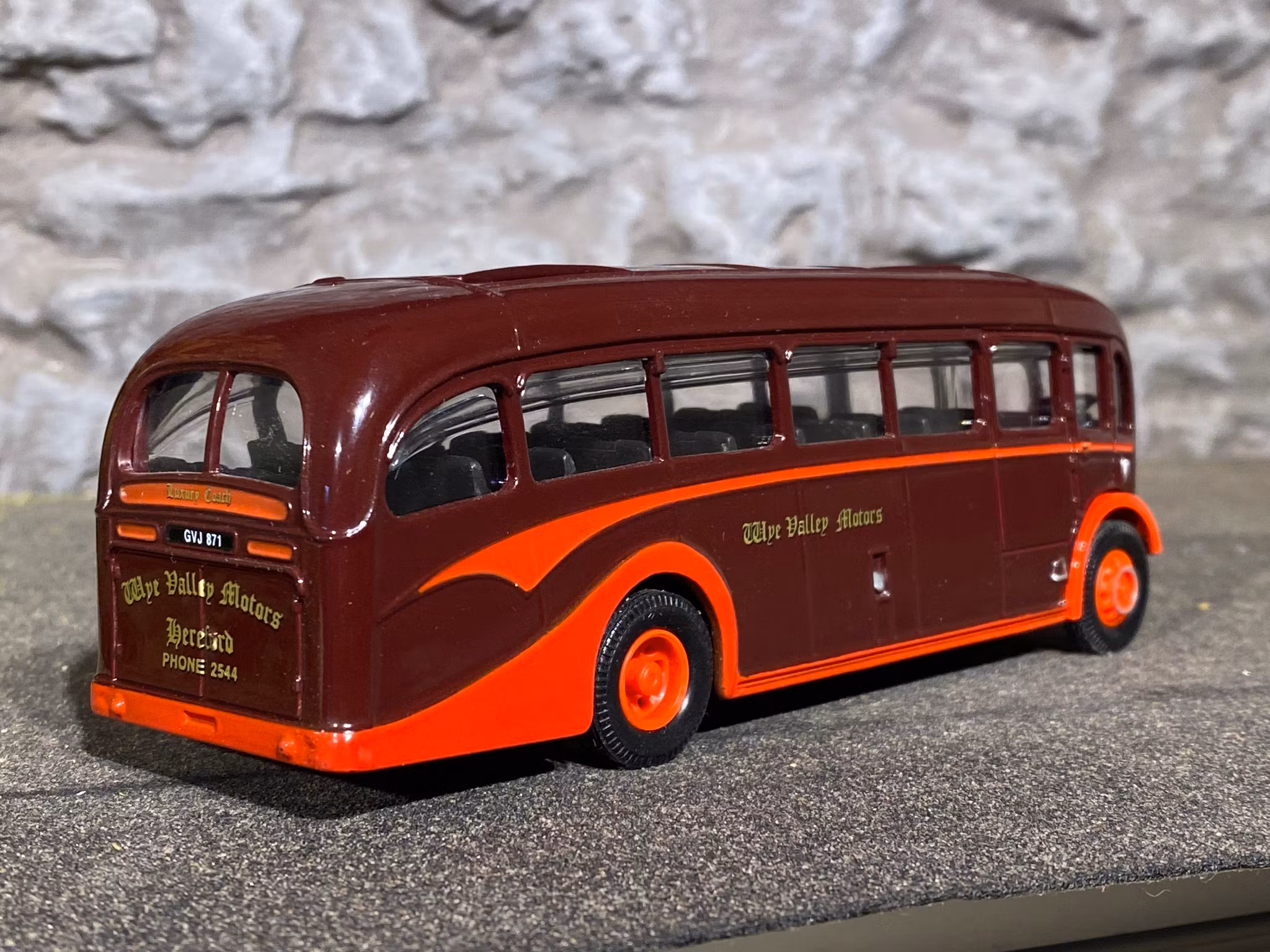 Skala 1/50 AEC Regal, WYE Valley Motors buss - Public Transport fr Corgi / Mattel UK Limited