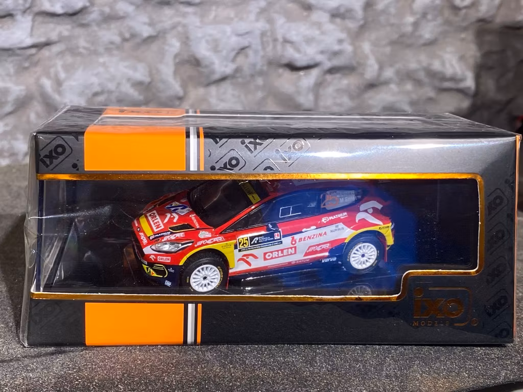 Skala 1/43 FORD FIESTA R5 MK II #25 M.PROKOP - M.ERNST - 2021 fr IXO Models