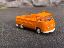 Skala 1/87 - Volkswagen T2 Folka Transporter, Orange m Grått flak från Wiking