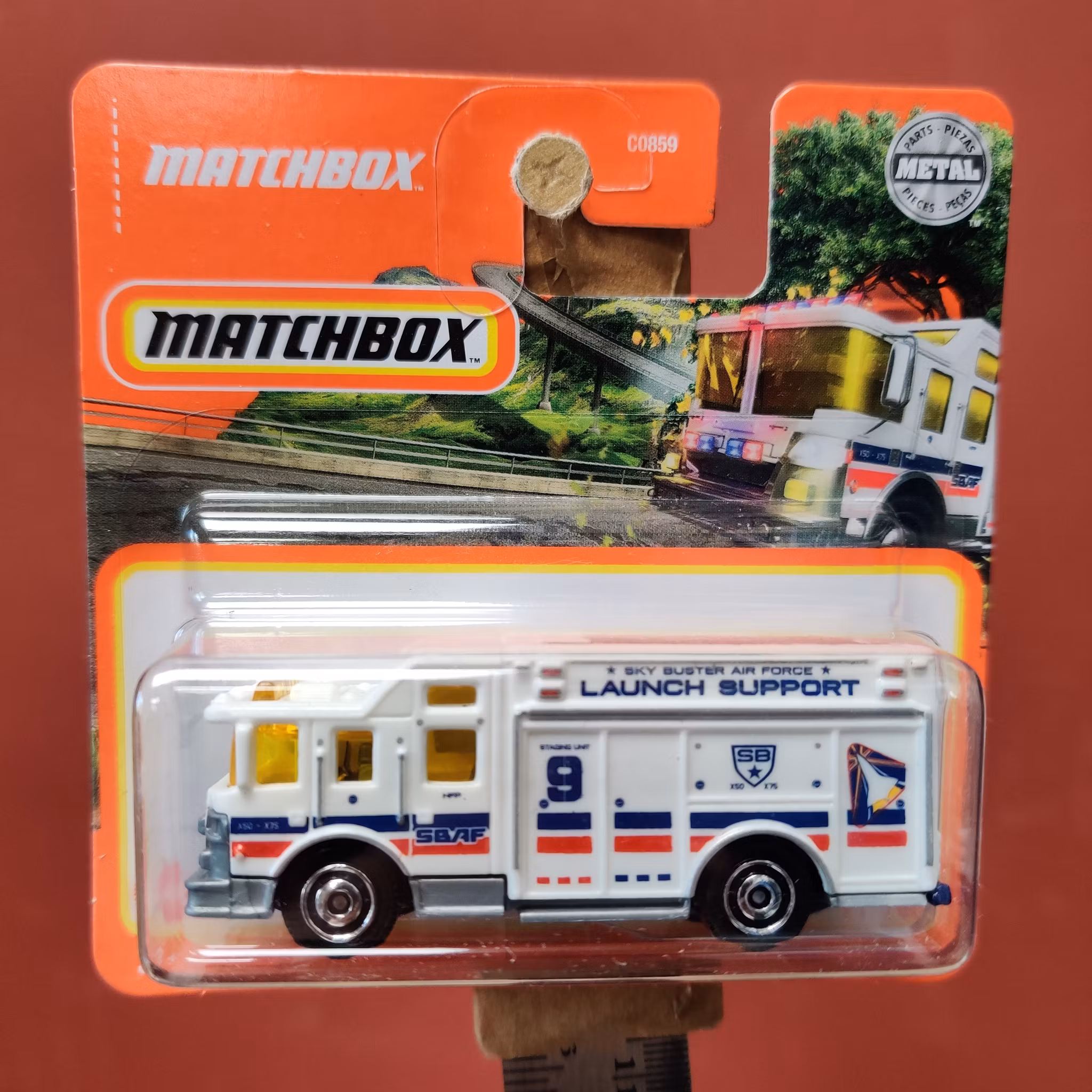 Skala 1/64 Matchbox - Hazard Squad