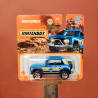 Skala 1/64 Matchbox - MBX Field Car