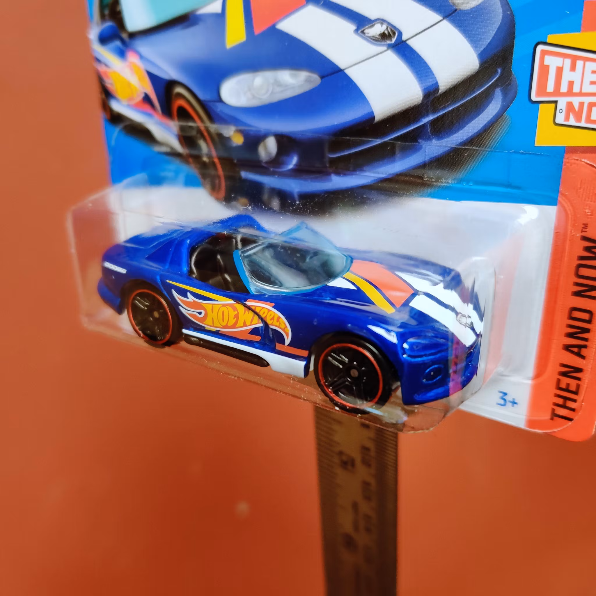 Skala 1/64 Hot Wheels, Dodge Viper RT/10