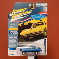 Skala 1/64 - Chevrolet Corvette 427 67' Rel.1.Ver.B från Johnny Lightning