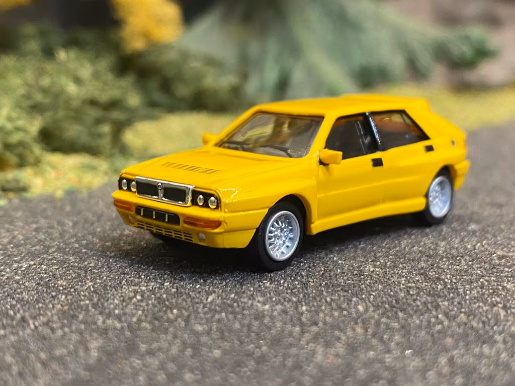 Skala 1/87 - Lancia Delta HF Integrale Evo 2 1992, Gul från Ricko Ricko