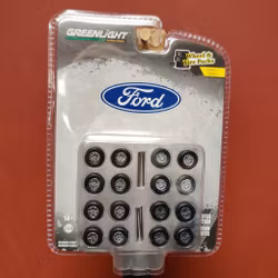 Skala 1/64 Ford 4 uppsättningar Fälg & Däck med axlar Ser.7 från Greenlight