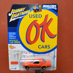 Skala 1/64 Plymouth Volare Road Runner 76' "Muscle Cars USA" Rel.4 Ver.A fr Johnny Lightning