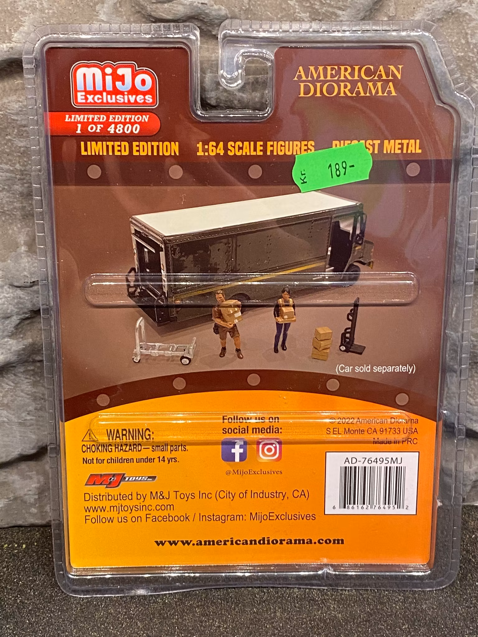 Skala 1/64 Figurer "Courier Service" - 2 fig + 3 tillbehör - American Diorama MiJo