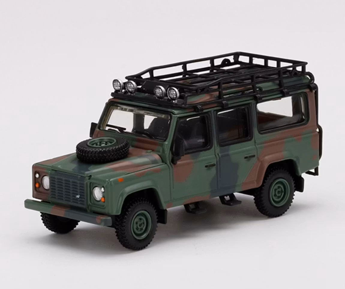 Skala 1/64 -  Land Rover Defender 110 Military Camouflage - MINI GT