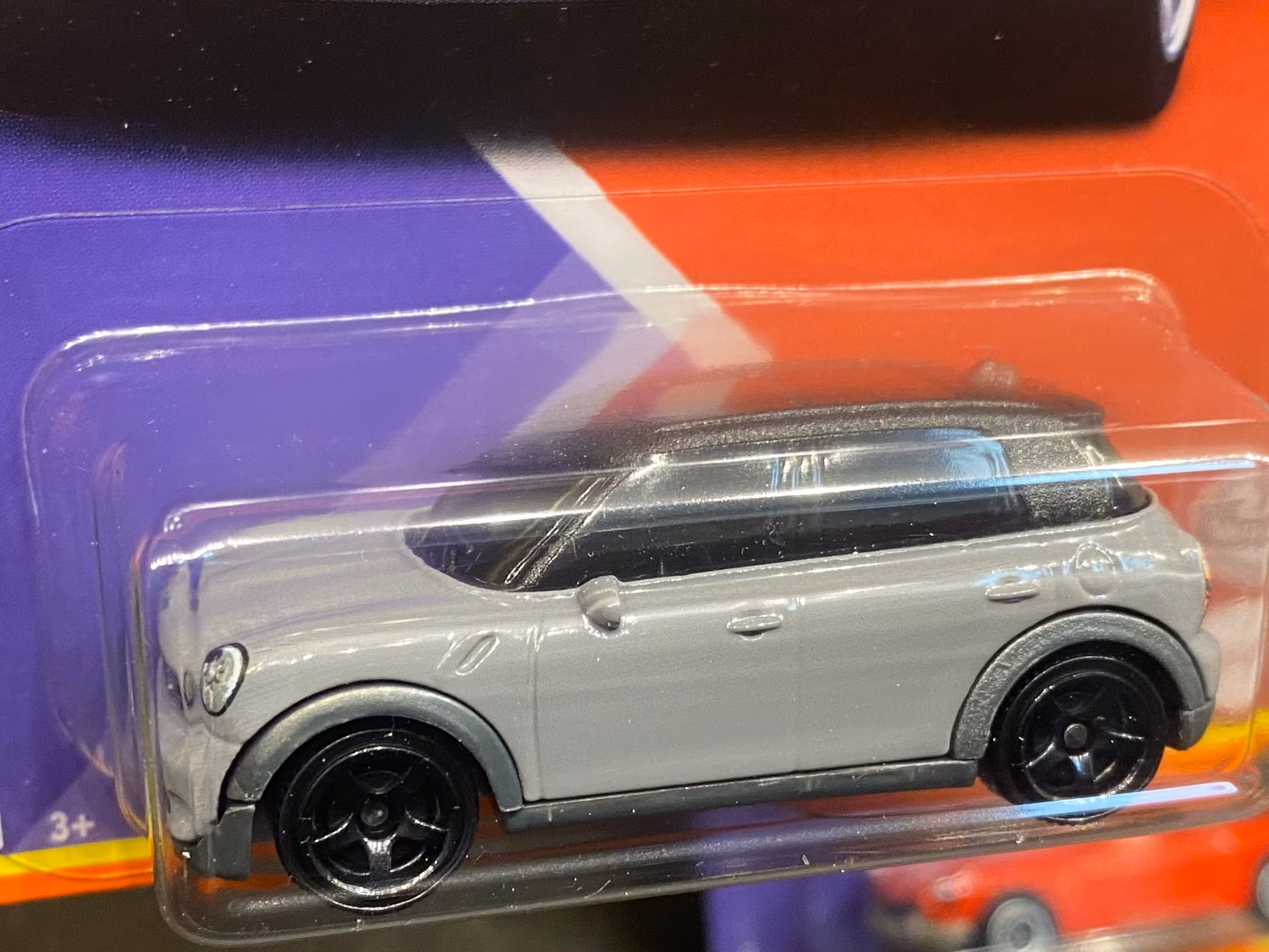 Skala 1/64 UK - Mini Countryman 11' från Matchbox