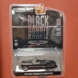 Skala 1/64 Buick Roadmaster 49' "Black Bandit Collection" från Greenlight