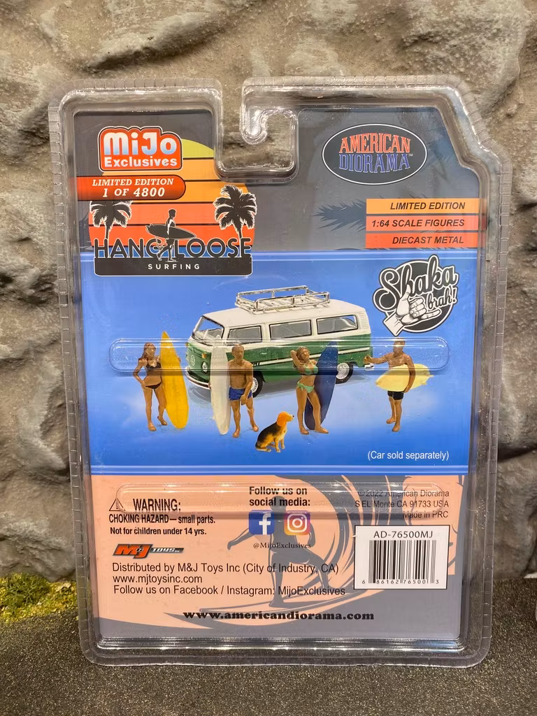 Skala 1/64 Figurer "Hang Loose" - 4 fig m Surfingbrädor &  1 Hund  - American Diorama MiJo