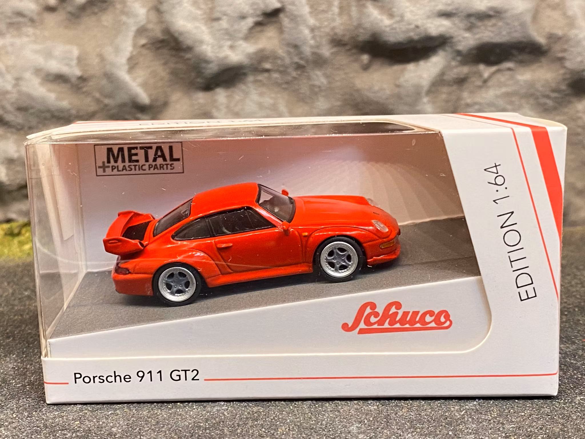 Skala 1/64 Porsche 911 GT2, från Schuco
