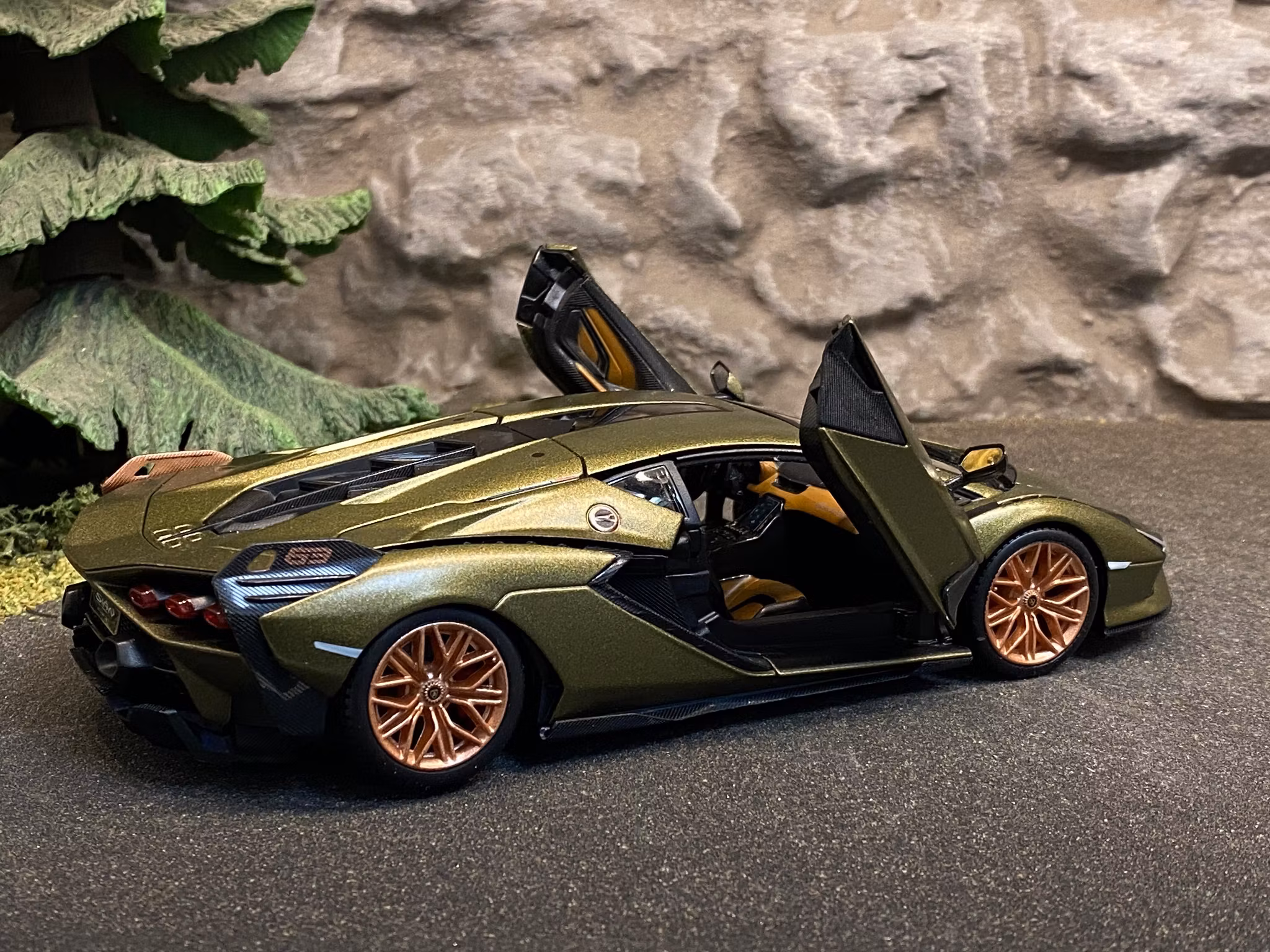 Skala 1/24 -  Lamborghini Sián FKP 37 fr Bburago