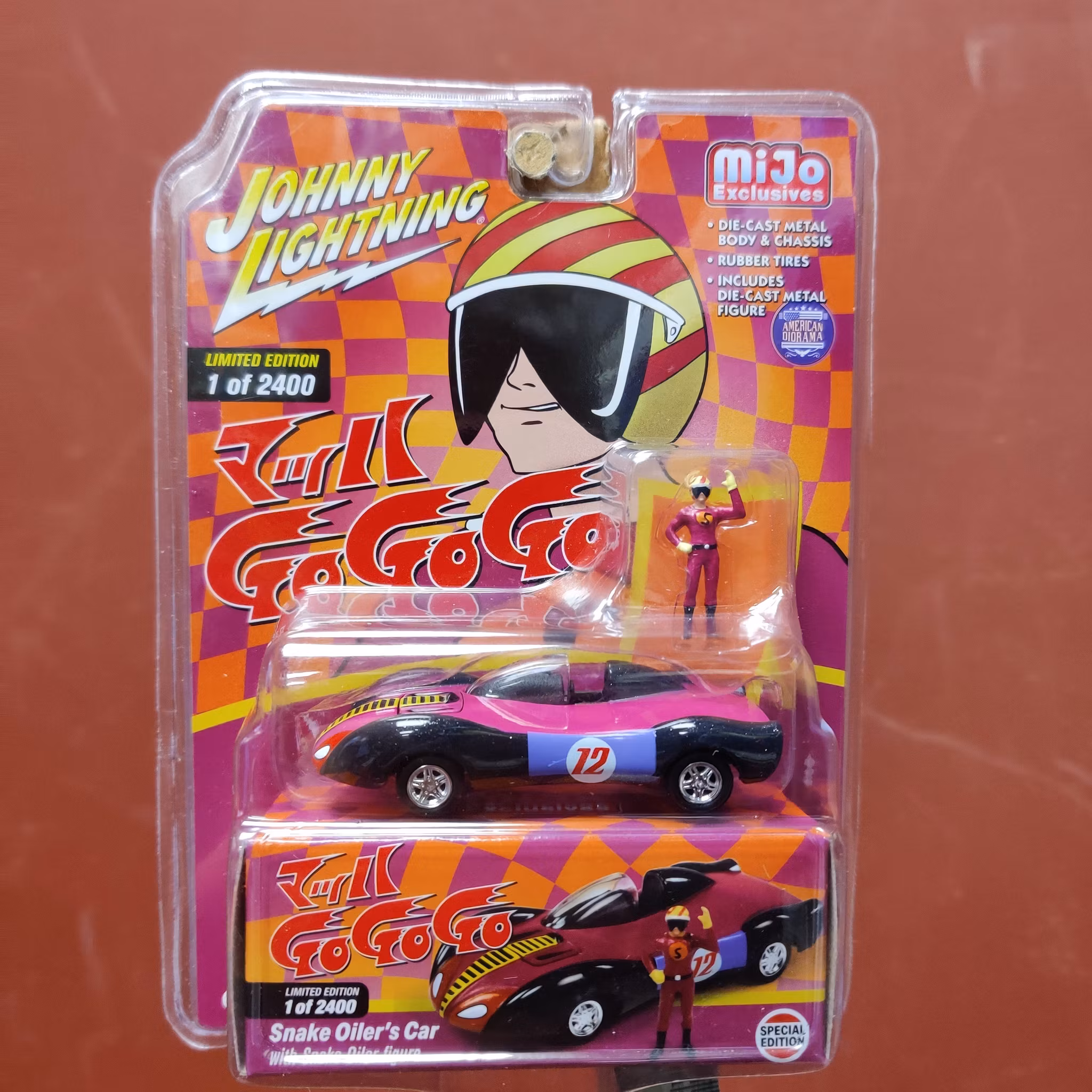 Skala 1/64 Snake Oiler's Bil med Snake Oiler figur från Johnny Lightning