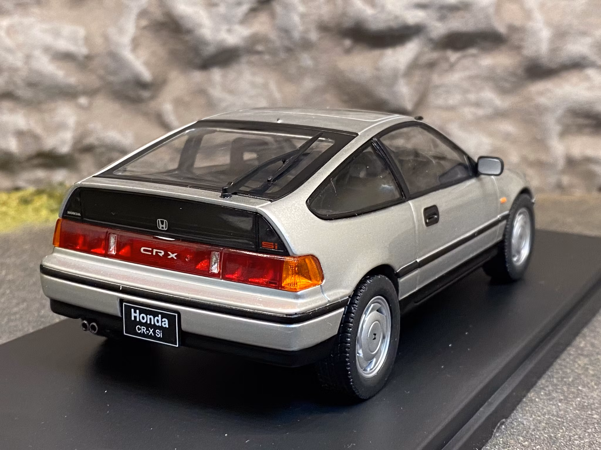 Skala 1/24 Honda CR-X, Silver från WhiteBox