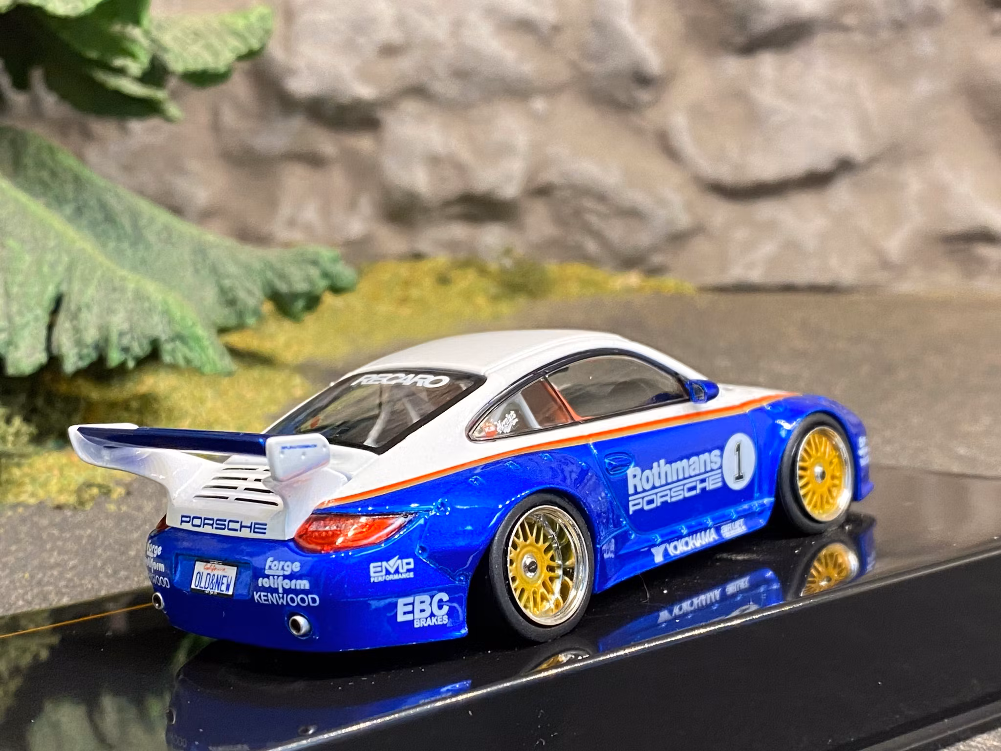 NYHET!!! Skala 1/43 Porsche 911 (997) Old & New, Rothmans IXO Models