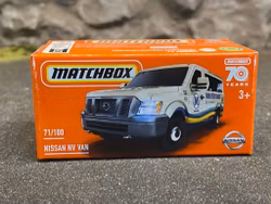 Skala 1/64 Matchbox - Nissan NV Van