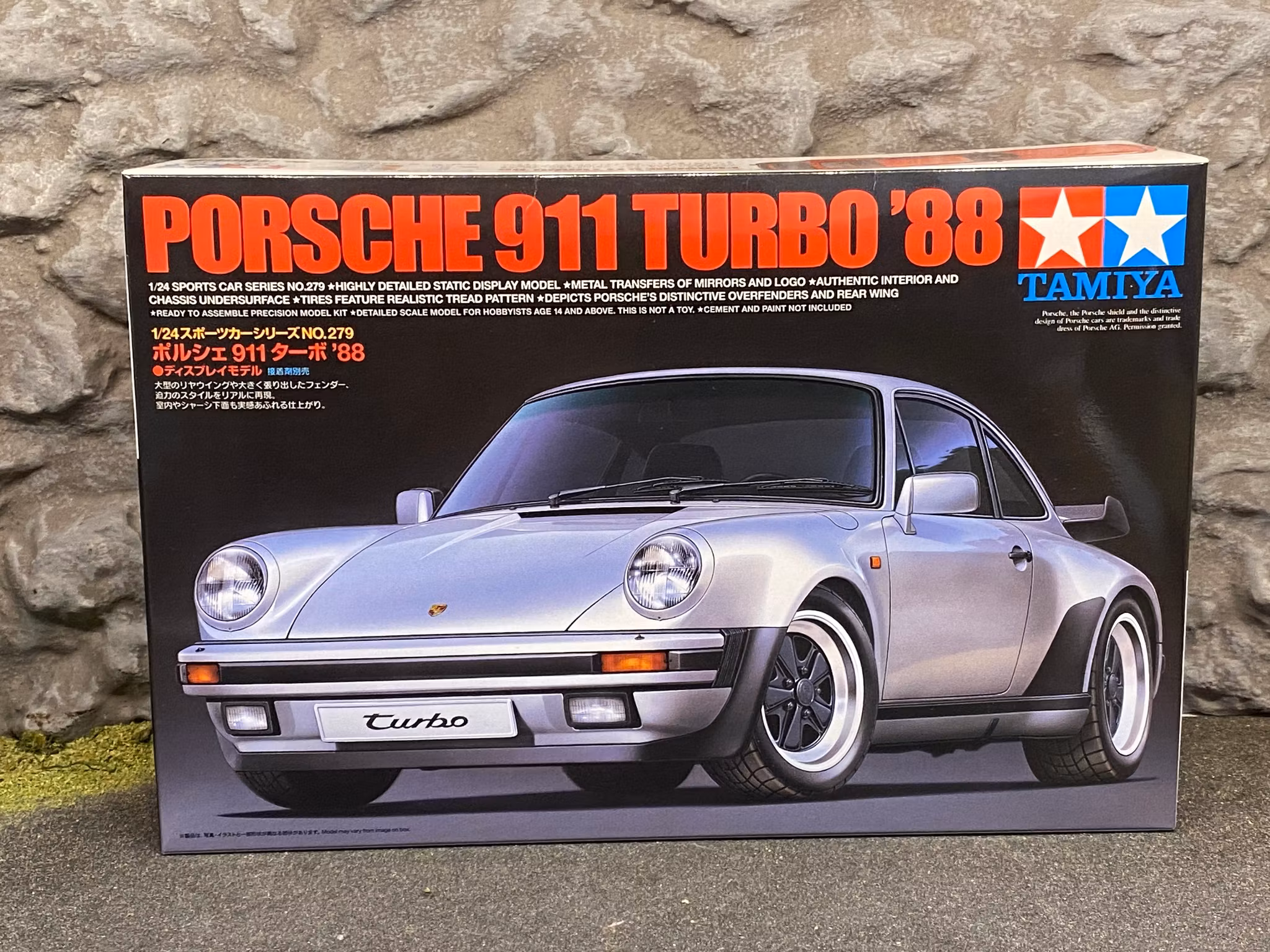 Skala 1/24: Byggmodell Porsche 911 Turbo 88' fr Tamiya