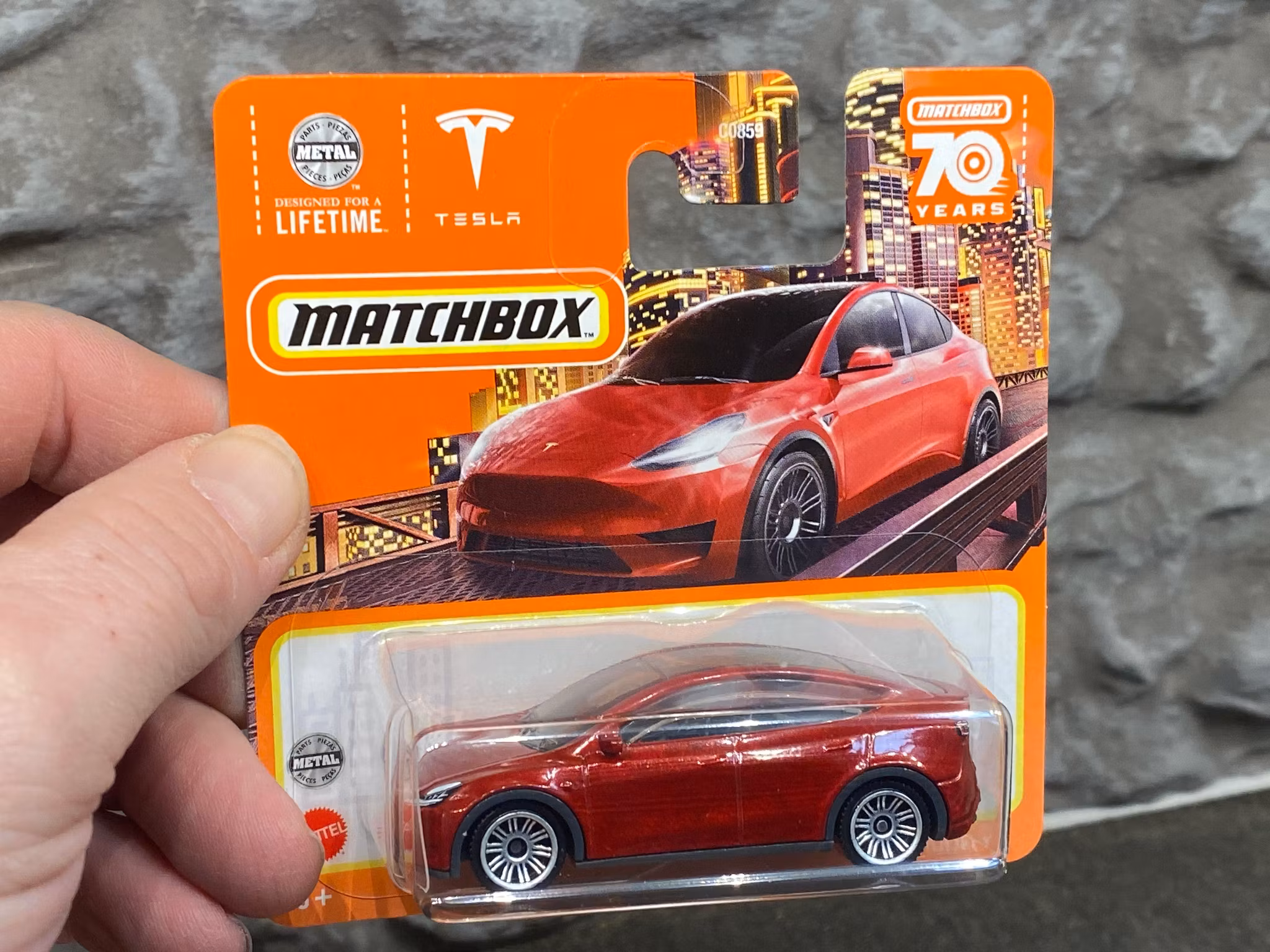 Skala 1/64 Matchbox - Tesla model Y - Matchbox 70 år