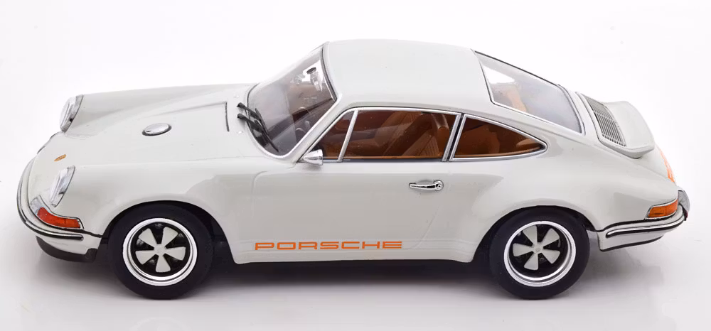 Skala 1/18 Singer 911 Coupe - Himmelsgrå m Beige inredning (Porsche) fr KK-scale