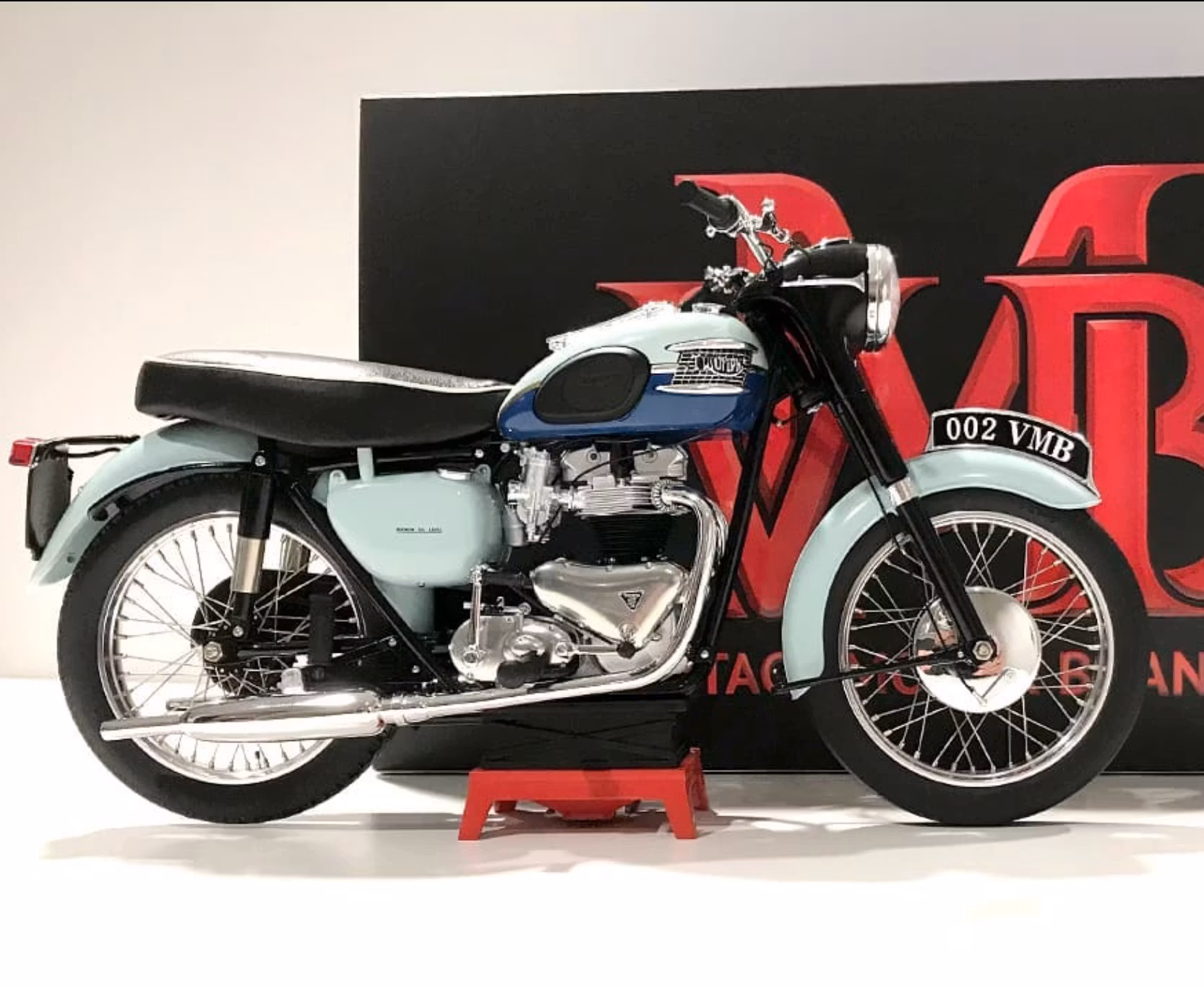 Skala 1/6 59' Triumph Bonneville T120R, Handmade & Limited Edition fr Vintage Motor Brands