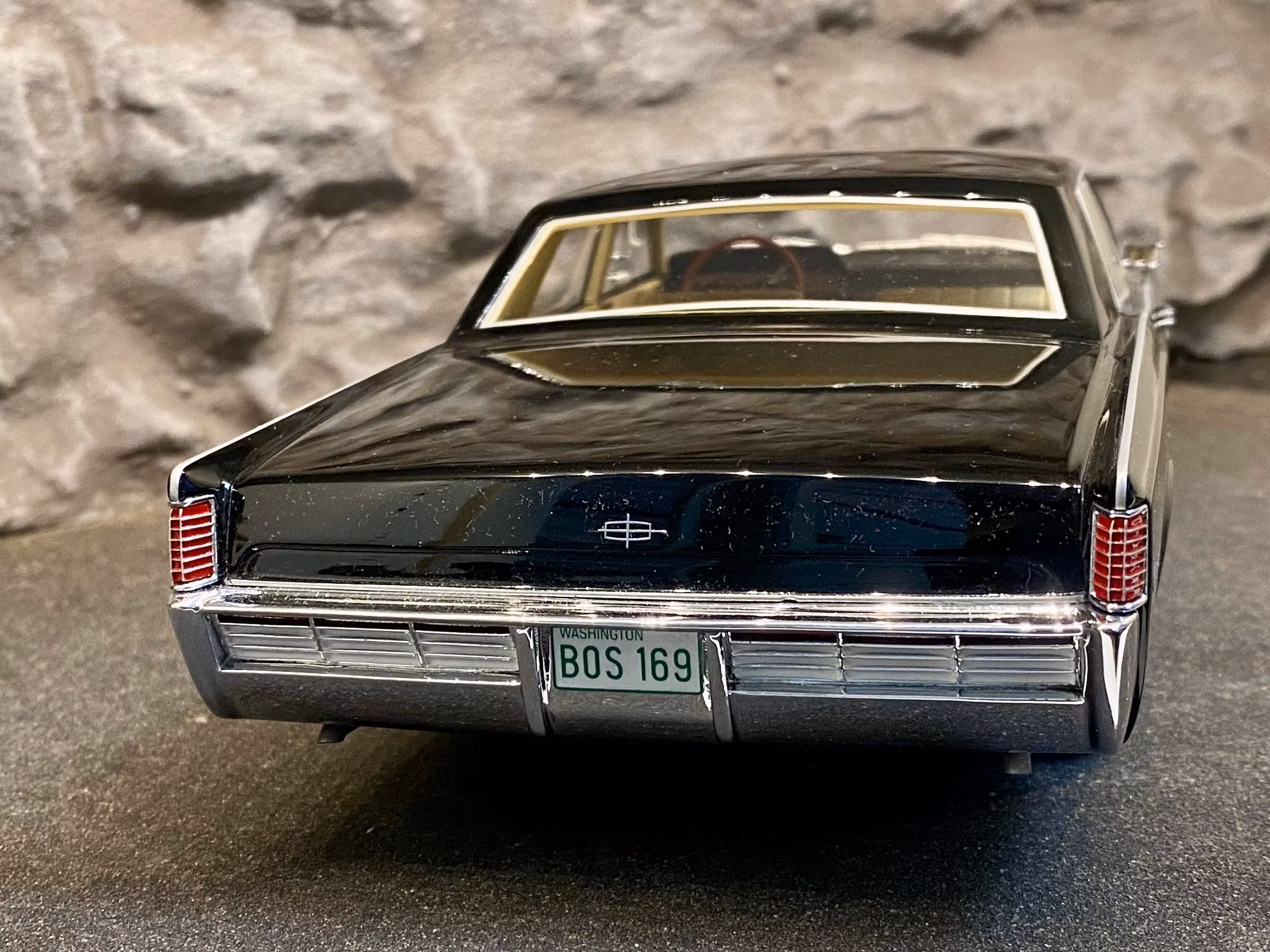 Skala 1/18 Lincoln Continental Limousine, Black fr BoS Best on Show