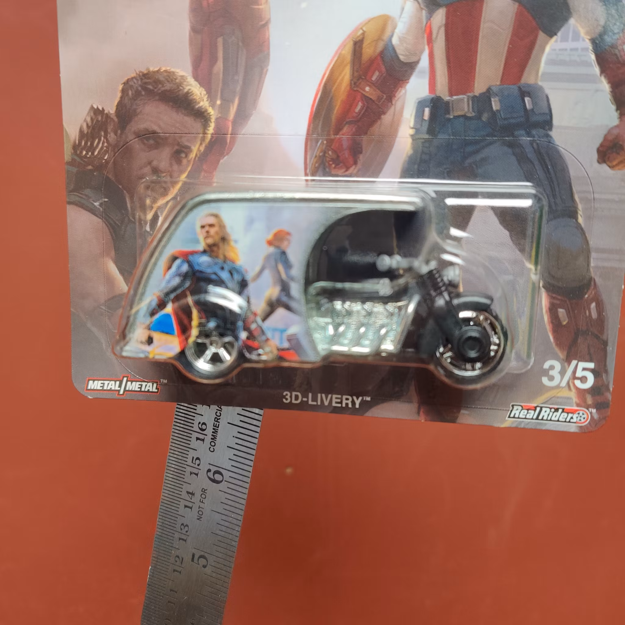 Skala 1/64 Hot Wheels (50 year) - 3D-LIVERY "Avengers", MARVEL STUDIOS