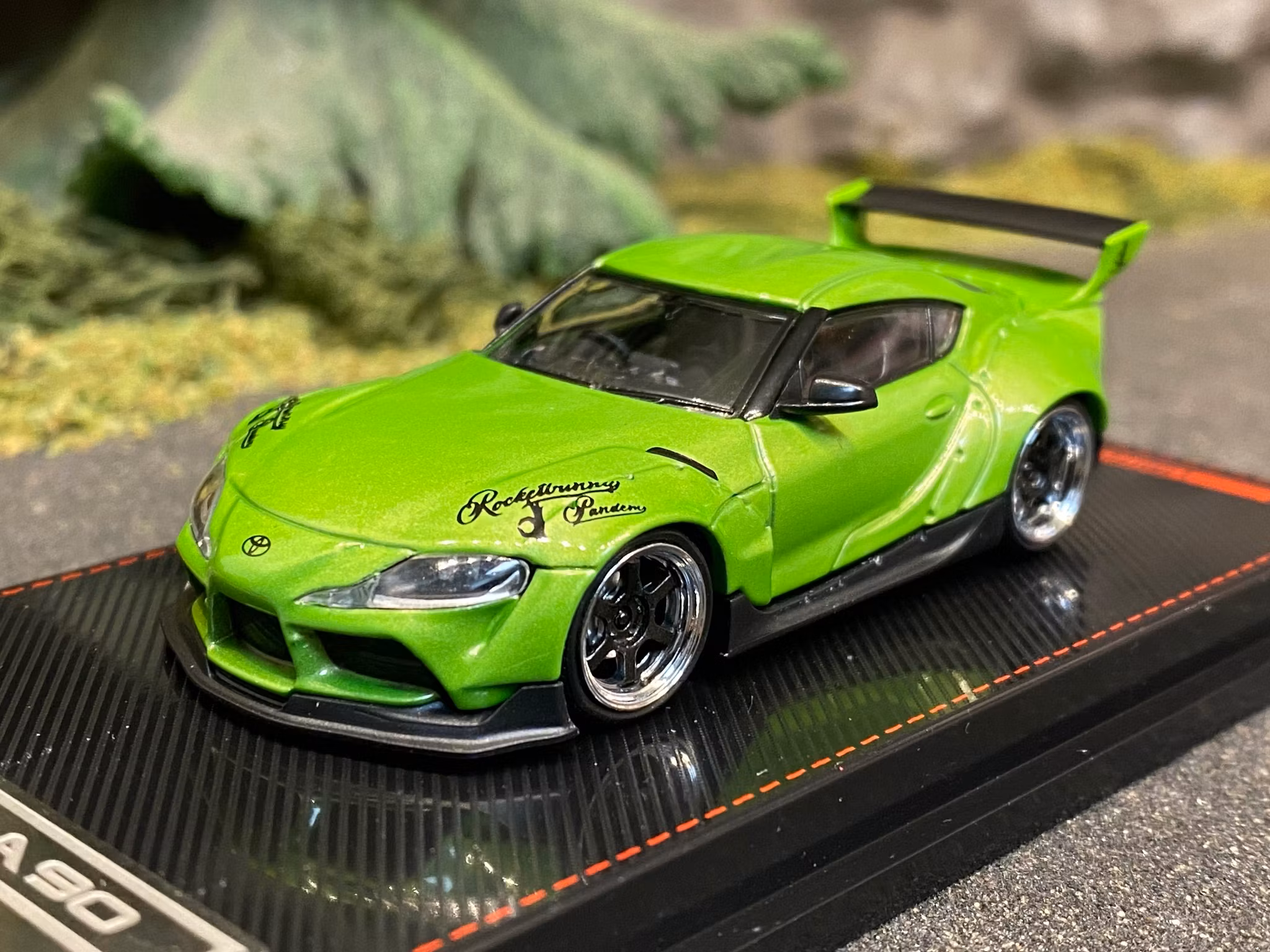 Skala 1/64 PANDEM Supra (A90) Toyota, Green metallic  fr Ignition Model