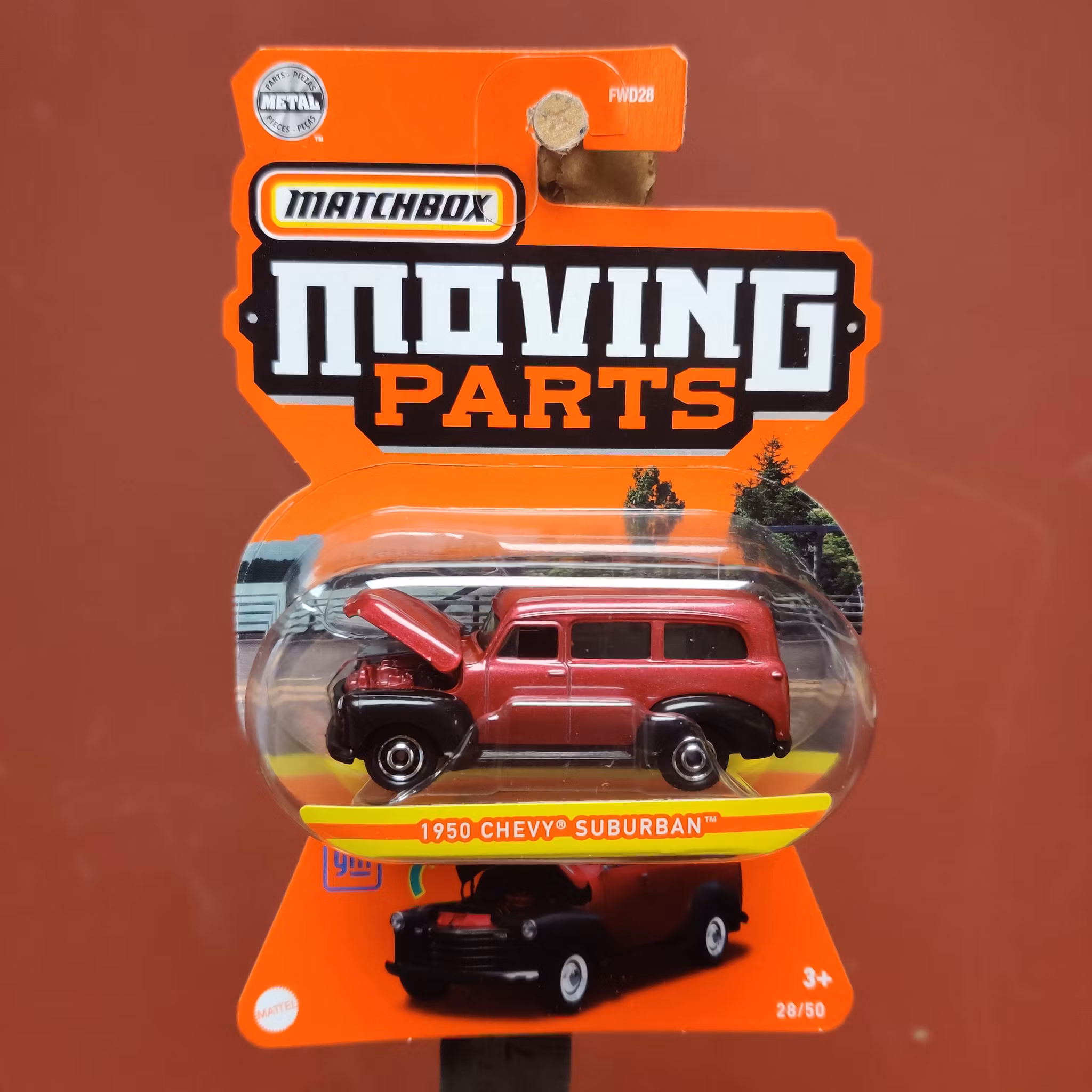 Skala 1/64 Matchbox "Moving parts" - Chevy Suburban 1950'