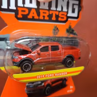 Skala 1/64 Matchbox "Moving parts" - Ford Ranger 2019