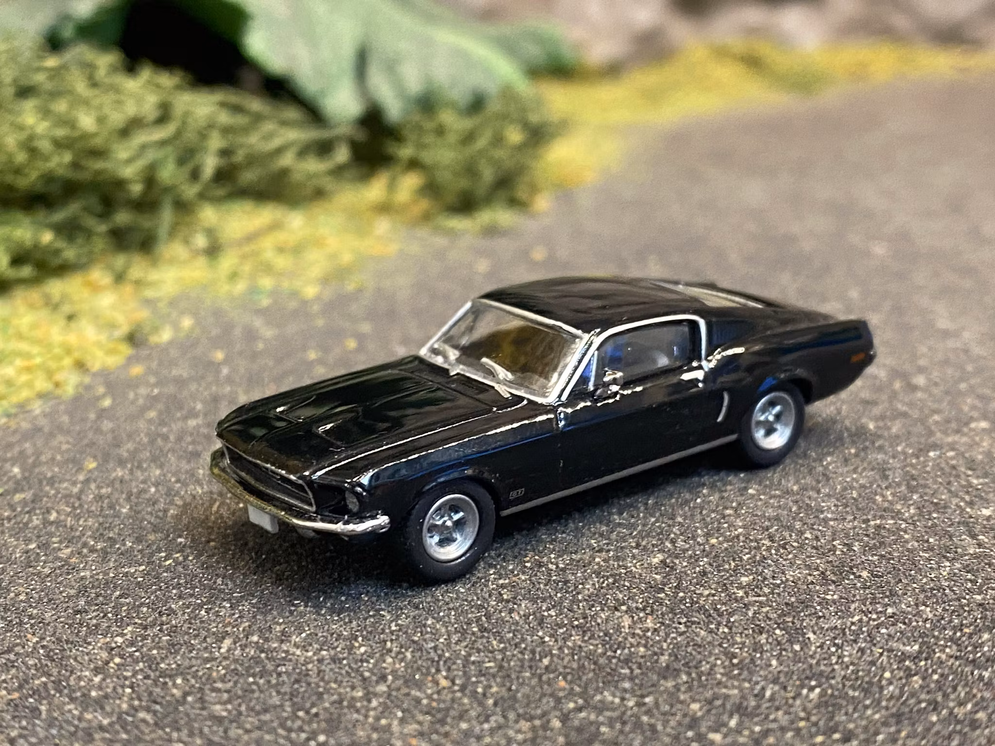 Skala 1/87 - Ford Mustang Fastback, Black, fr Brekina