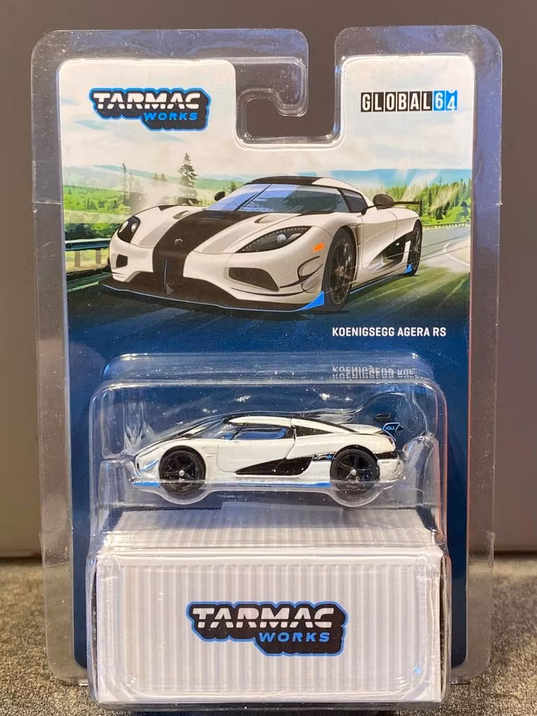 Skala 1/64 Exklusiv KOENIGSEGG AGERA RS, Vit från TARMAC works