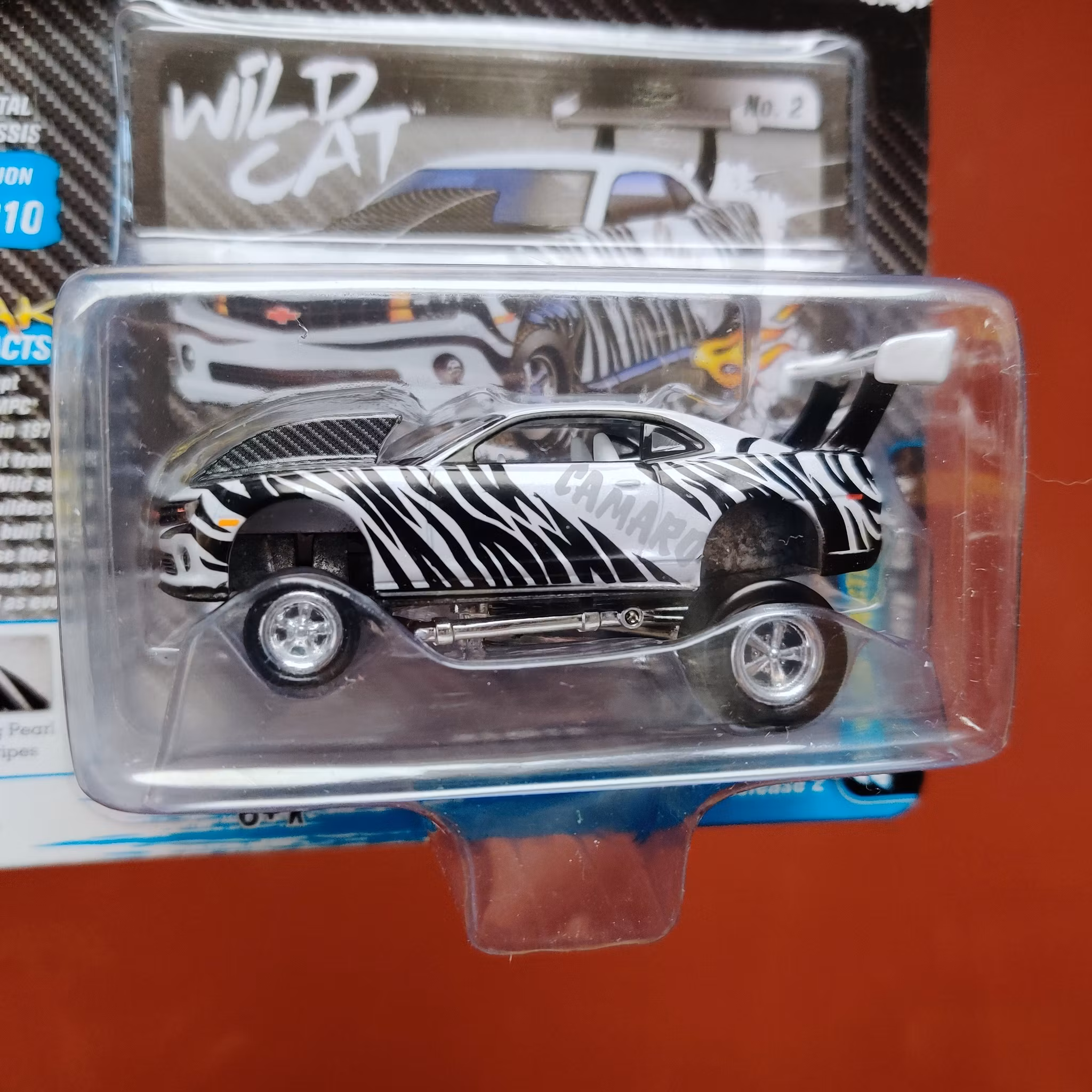 Skala 1/64 Chevy Camaro 2011 "Zingers! Street Freaks" fr Johnny Lightning