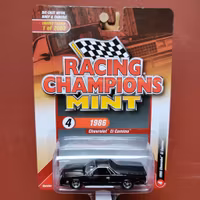 Scale 1/64 Chevrolet El Camino 86&#39; fr Racing Champions Mint