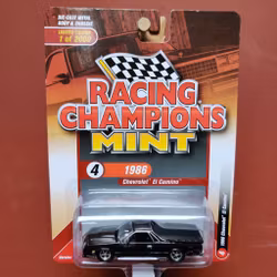 Scale 1/64 Chevrolet El Camino 86' fr Racing Champions Mint