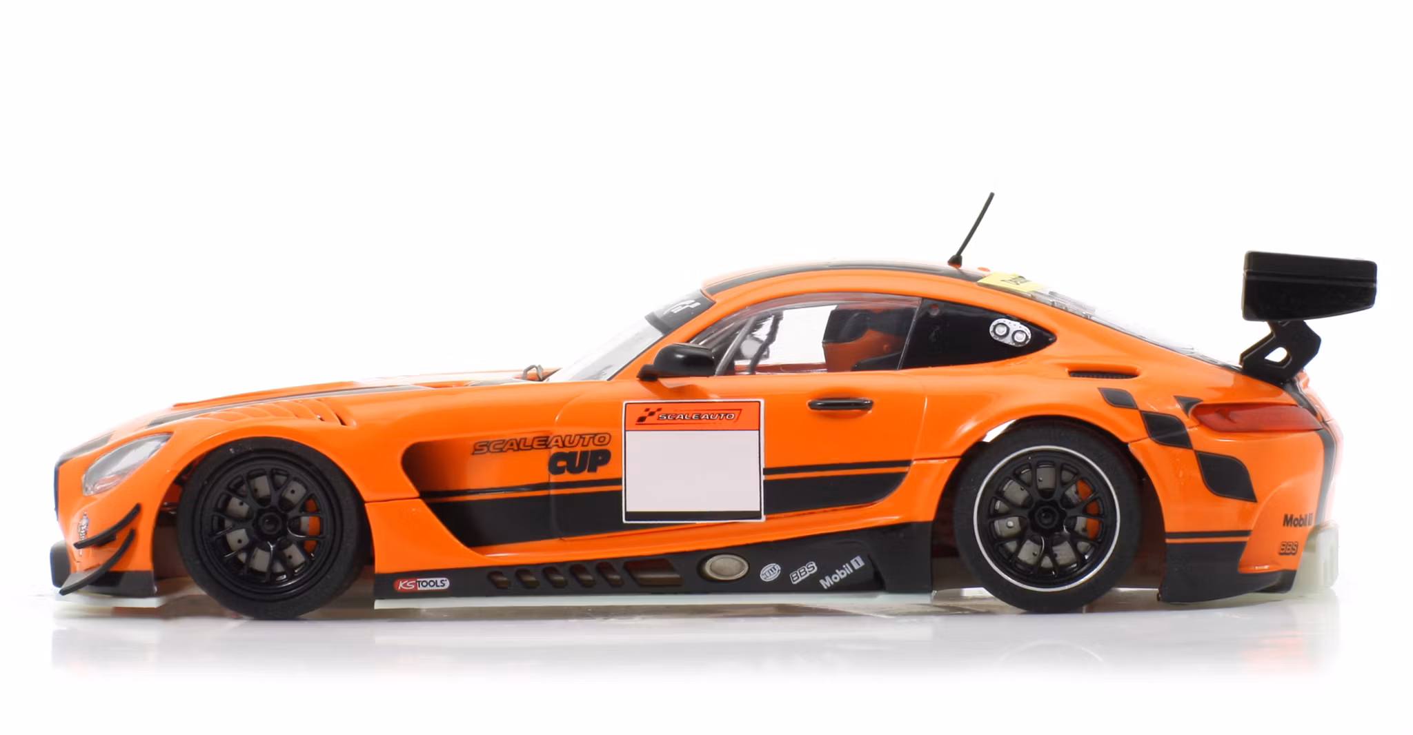 Skala 1/32 Scaleauto Byggsats av Analog Bil t Bilbana: MB-A GT3, Anglewinder In-Flex Chasis