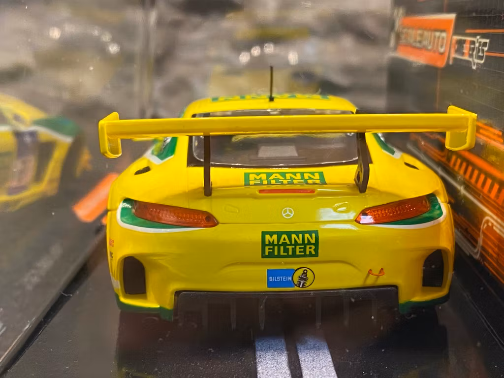 Skala 1/32 Scaleauto Analog Bil t Bilbana: MB-A GT3 24H. Nurburgring 2016 #75 Mann Filter