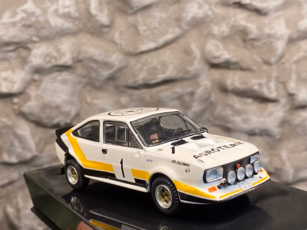 Skala 1/43 Škoda MTX 160 RS, #1 Rally Sumava, V.Blahna/P.Schovanek, 84 fr IXO Models