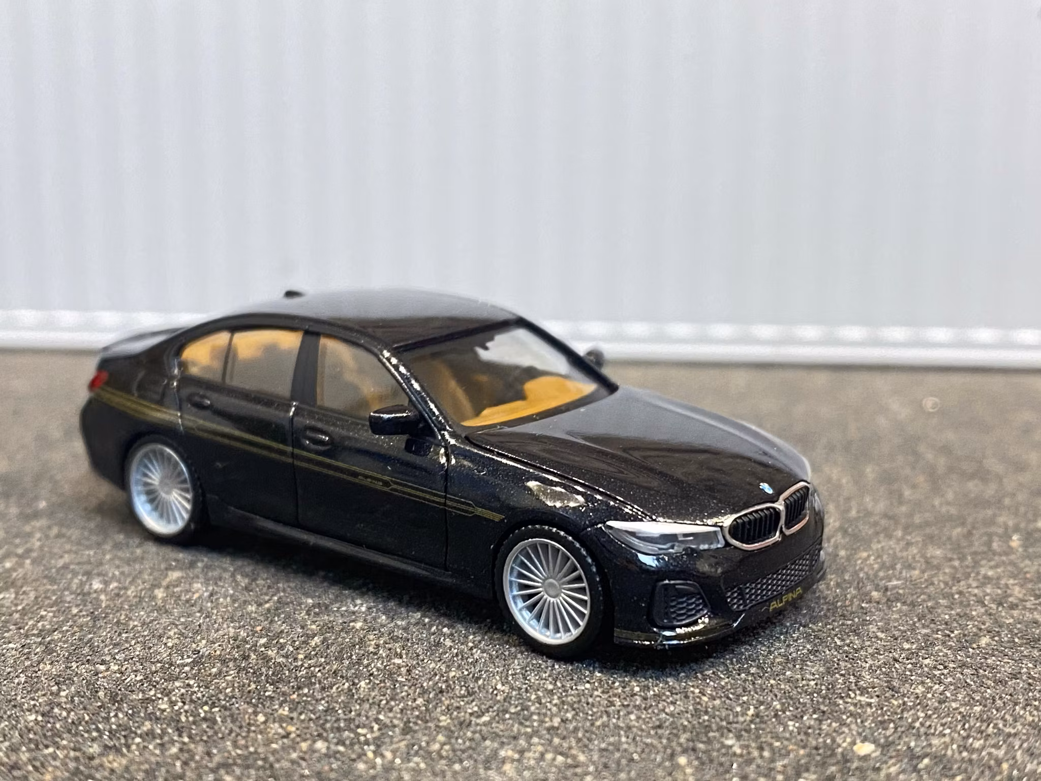 Skala 1/87 H0, BMW Alpina B3 TM, Svart från Herpa