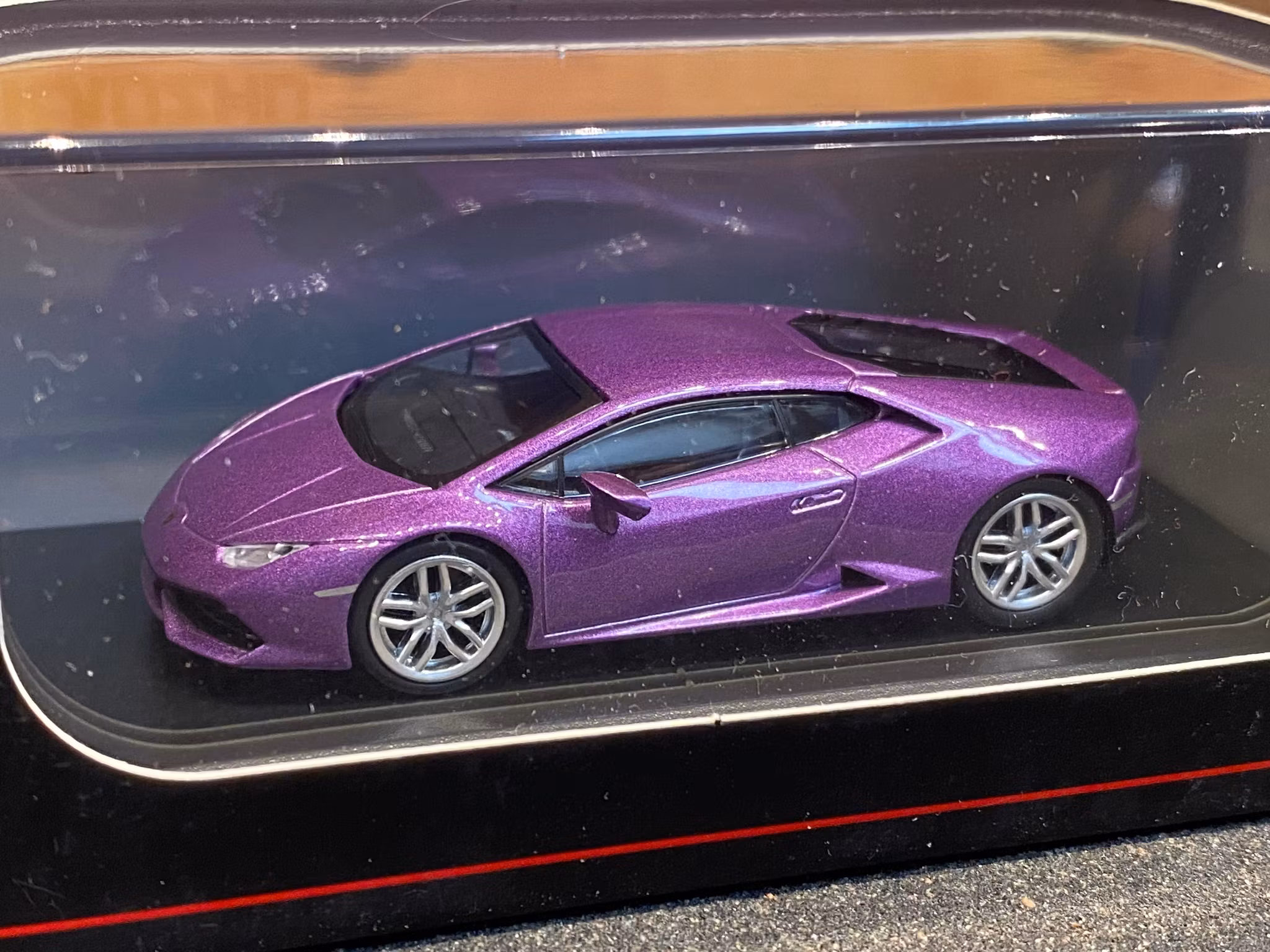 Skala 1/64 Lamborghini Huracán Coupé, Purple fr KYOSHO