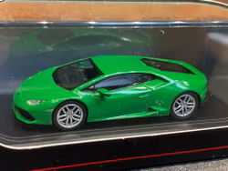 Skala 1/64 Lamborghini Huracán Coupé, Green fr KYOSHO