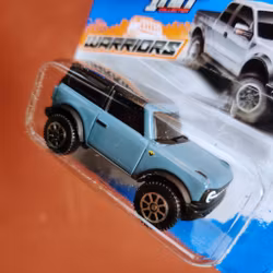 Skala 1/64 Ford Bronco 21' fr Maisto Classics