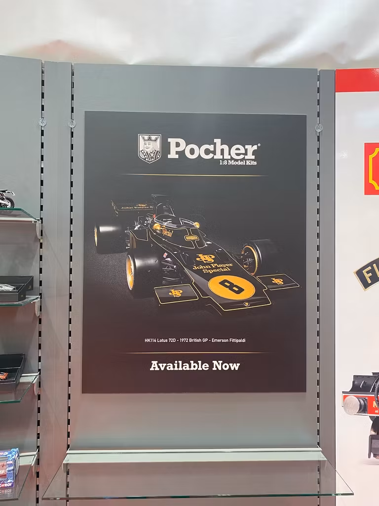 Scale 1/8 Assembly Kit Lotus 72D - 1972 British GP - Emerson Fittipaldi fr Pocher