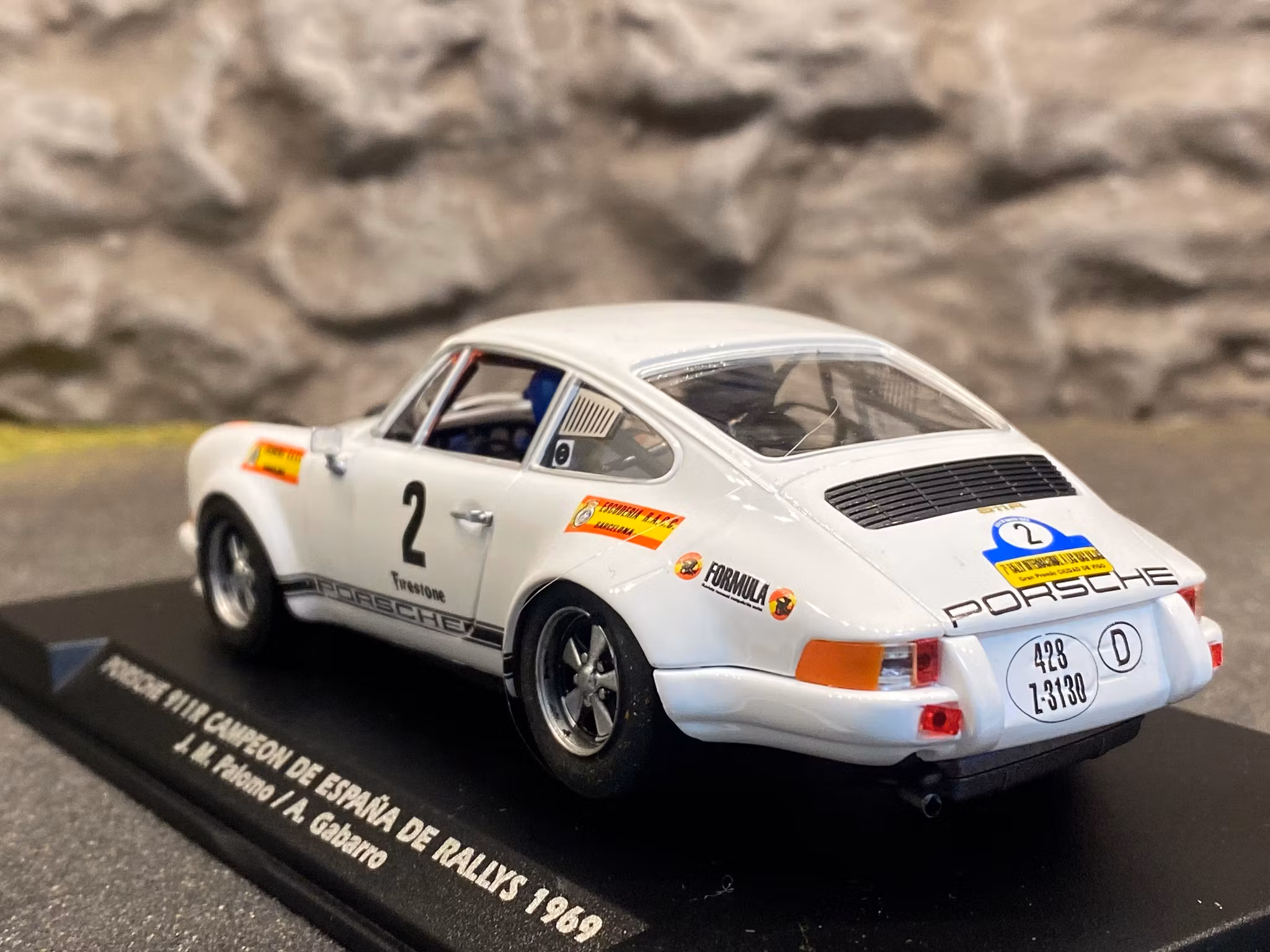 Scale 1/32 Analog FLY slotcar: Porsche 911R #2 Rally Lugo 1969, Lim Ed. 350 ex