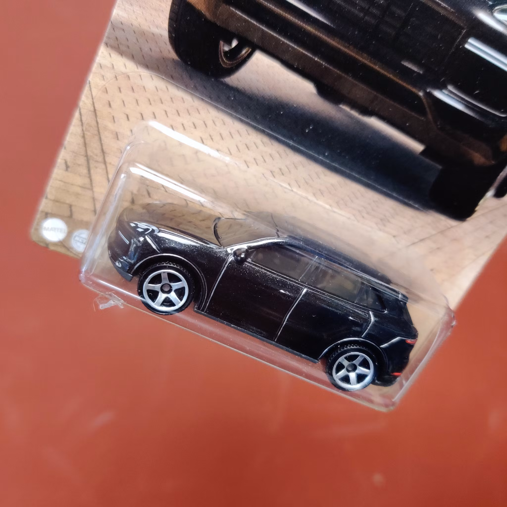 Skala 1/64 MATCHBOX - Germany - Porsche Cayenne Turbo
