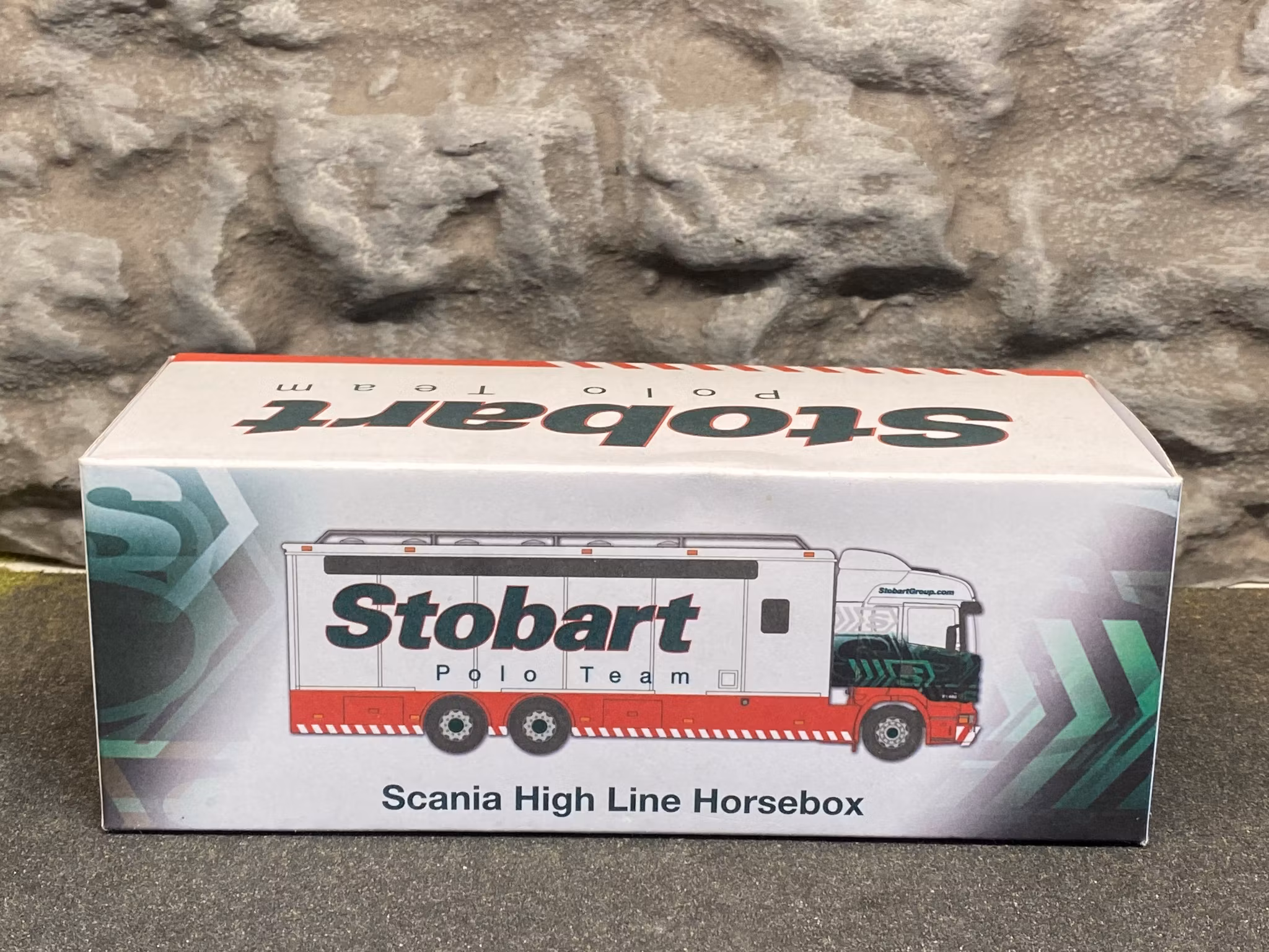 Skala 1/76 Scania High Line Horsebox fr Atlas